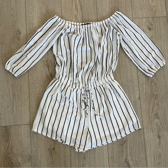 Striped Romper - Picture 2 of 9